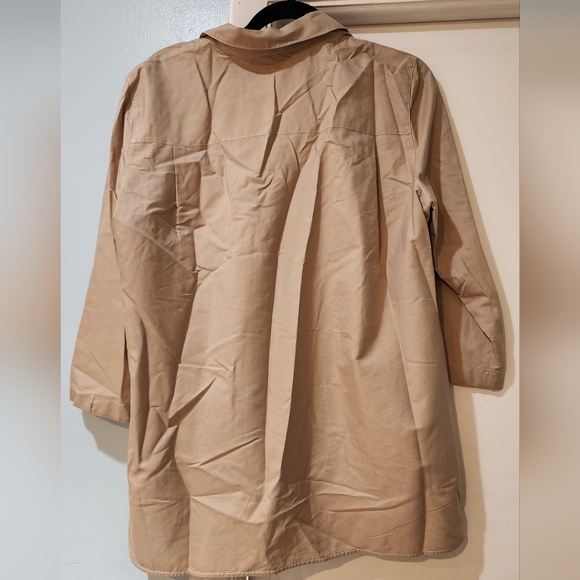 Women's Lafayette 148 NY Tan Button-Up Shirt, Size L - Picture 9 of 11